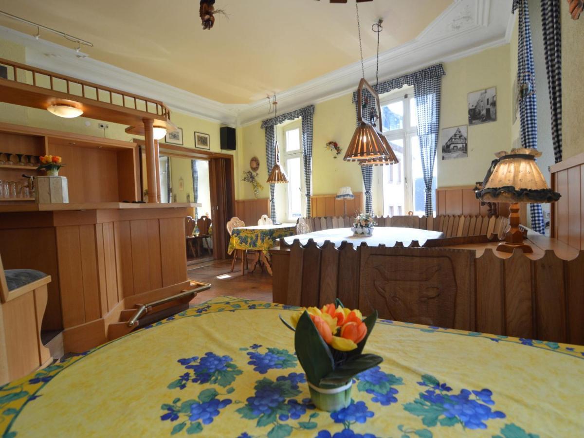 Classy Holiday Home In Uerzig Near Forest 客房 照片