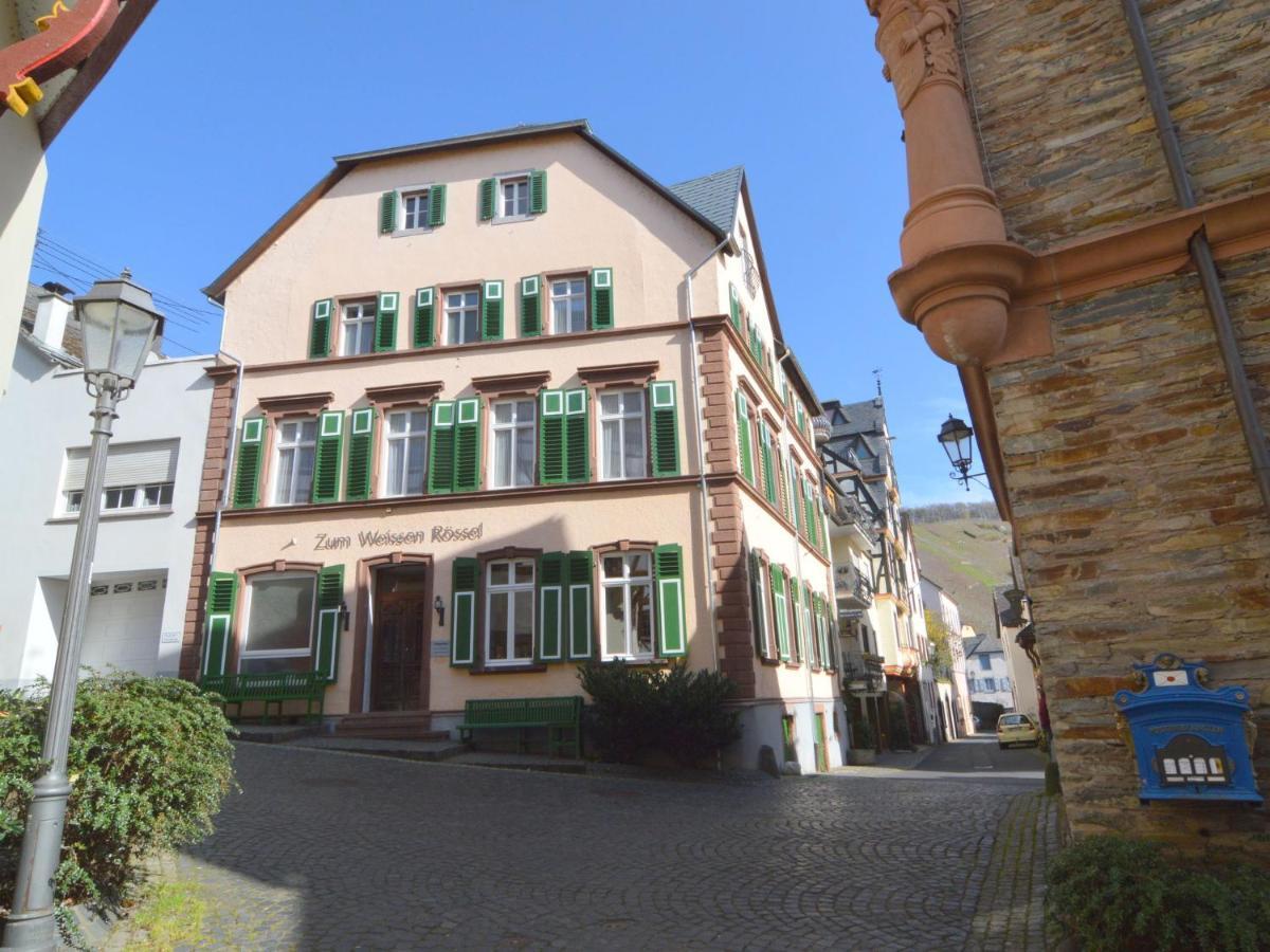 Classy Holiday Home In Uerzig Near Forest 客房 照片