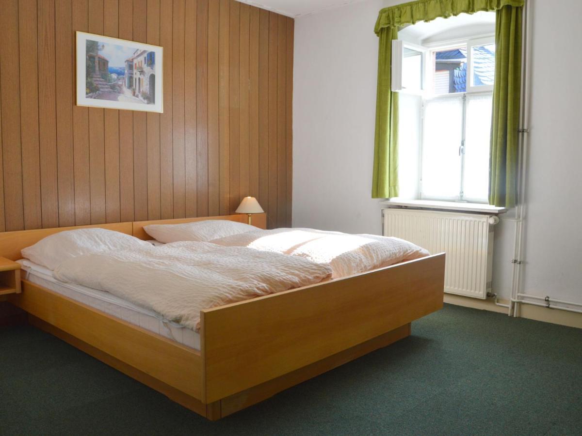 Classy Holiday Home In Uerzig Near Forest 客房 照片