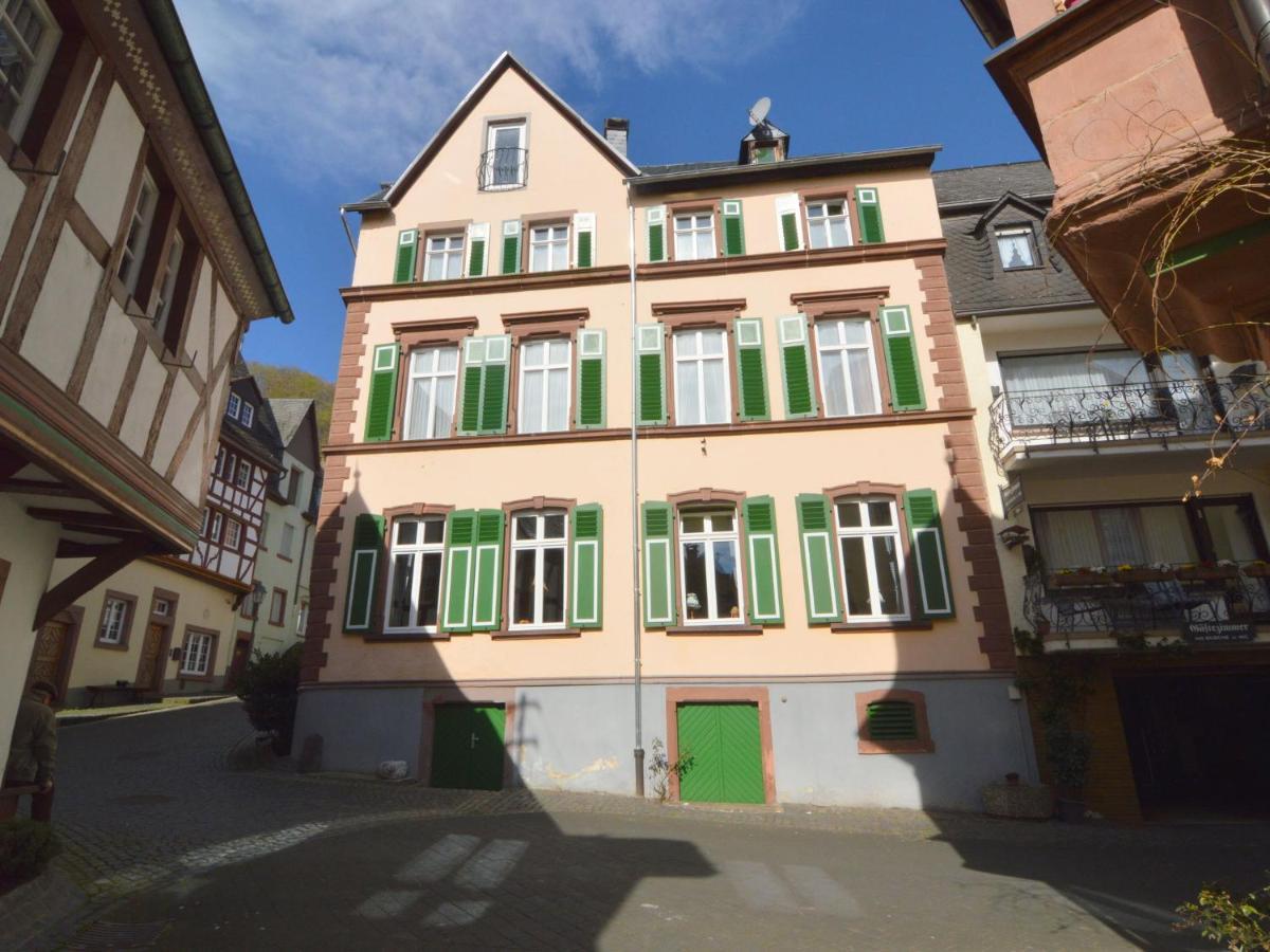 Classy Holiday Home In Uerzig Near Forest 客房 照片
